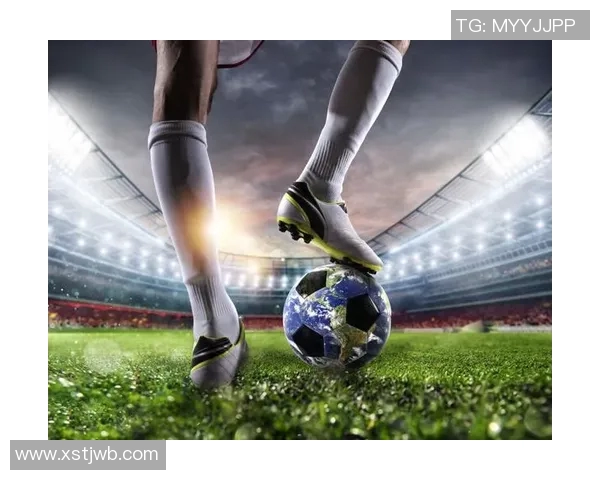 当代足球巨星高清图片素材库全方位展示与精选合集